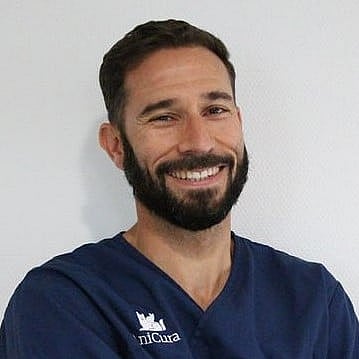 Photo de Dr. Vet. Riedinger, Spécialiste Européen En Chirurgie Vétérinaire