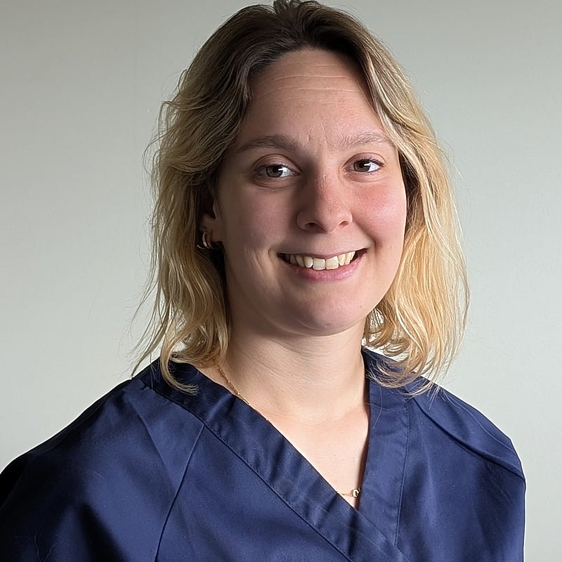 Photo de Dr. Vet. Grillot, Spécialiste Européenne En Ophtalmologie Vétérinaire