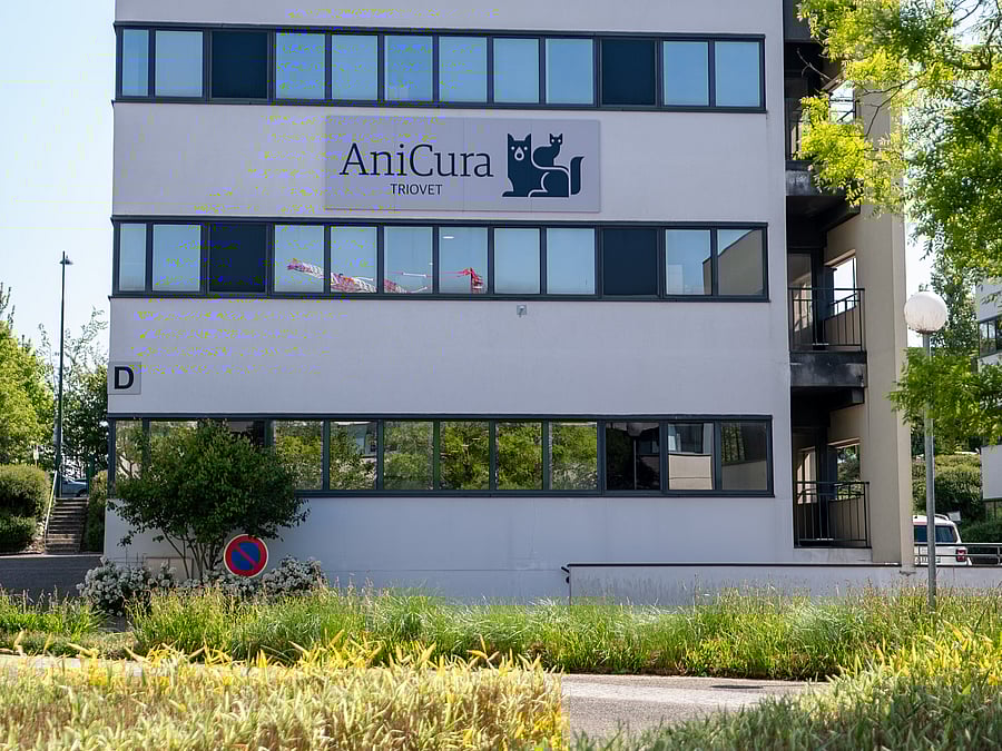 Façade du Centre de référé vétérinaire AniCura TRIOvet à Rennes