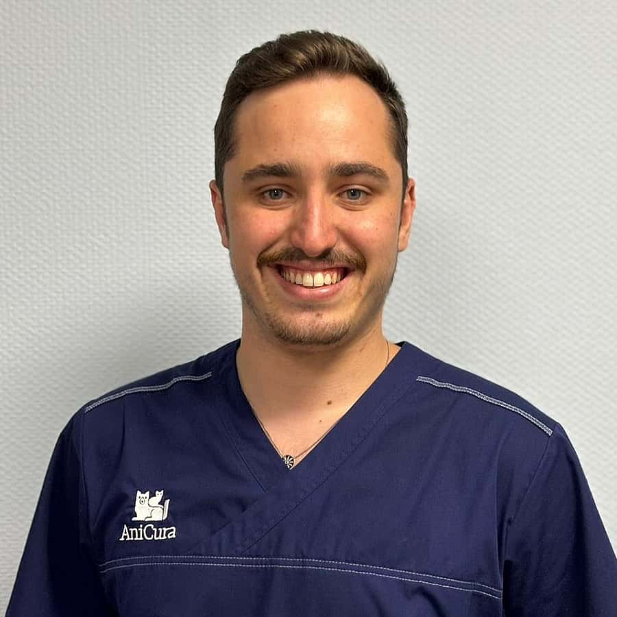 Dr. Vet. Corbarieu