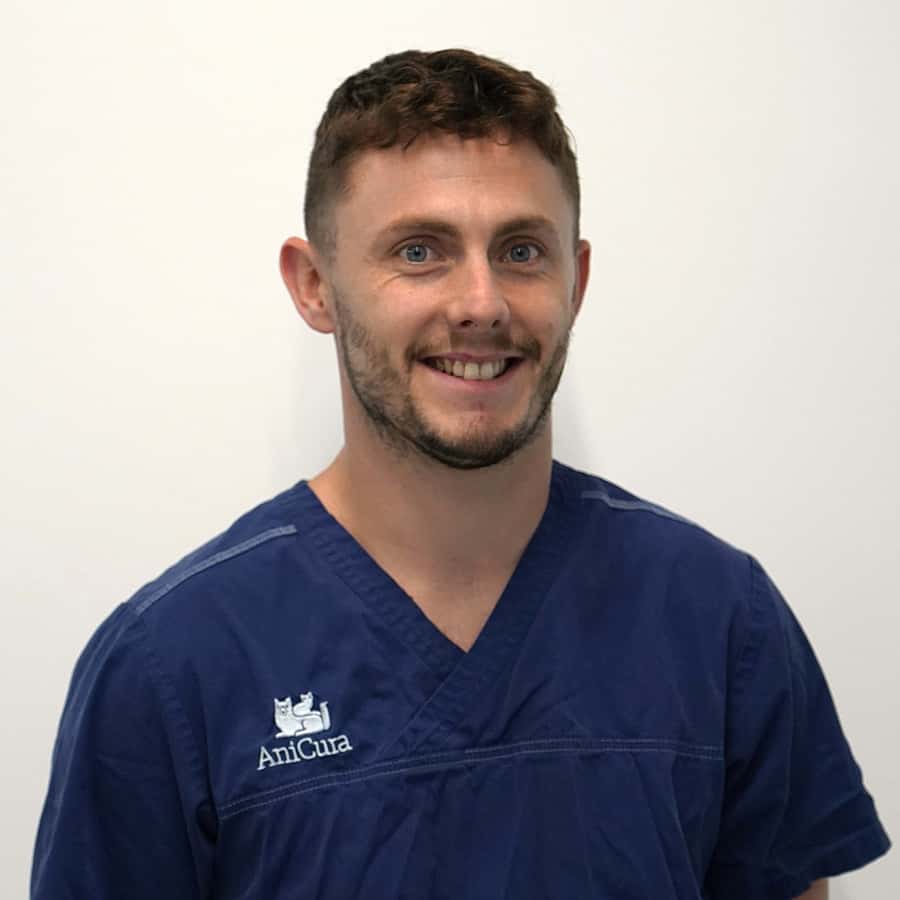 Dr. Vet. Bacou