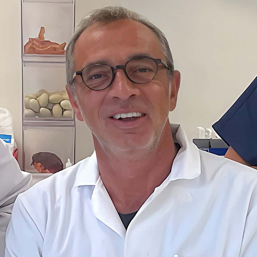 Dr. Vet. Bensignor, Spécialiste européen en dermatologie à la Clinique AniCura Paris III