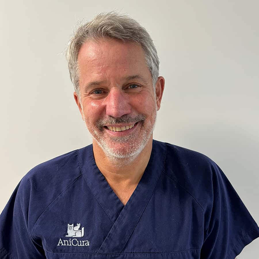 Dr. Vet. Pellet, chirurgie et ophtalmologie à la clinique Brocéliande à Saint Malo