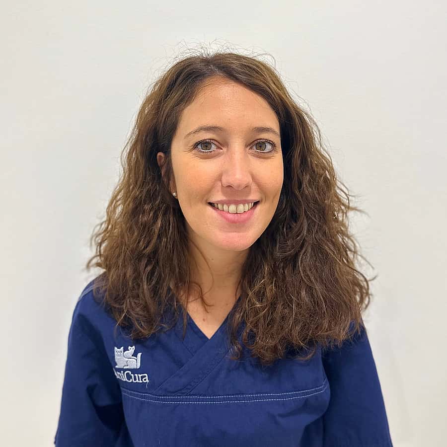 Dr. Vet. Perrone, Assistante en ophtalmologie au CHV Aquivet (près de Bordeaux)