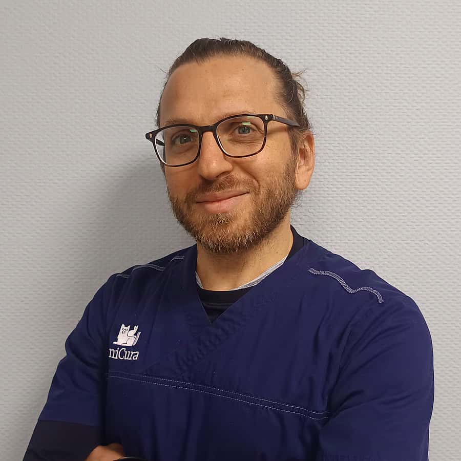 Dr. Vet. Kallassy
