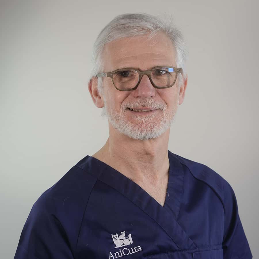 Dr. Vet. Hennet