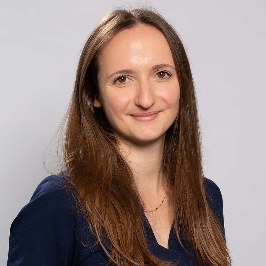 Dr. Vet. Marianne Roux officie eu sein du CHV AniCura Pommery, situé à Reims, en tant que vétérinaire en chirurgie.