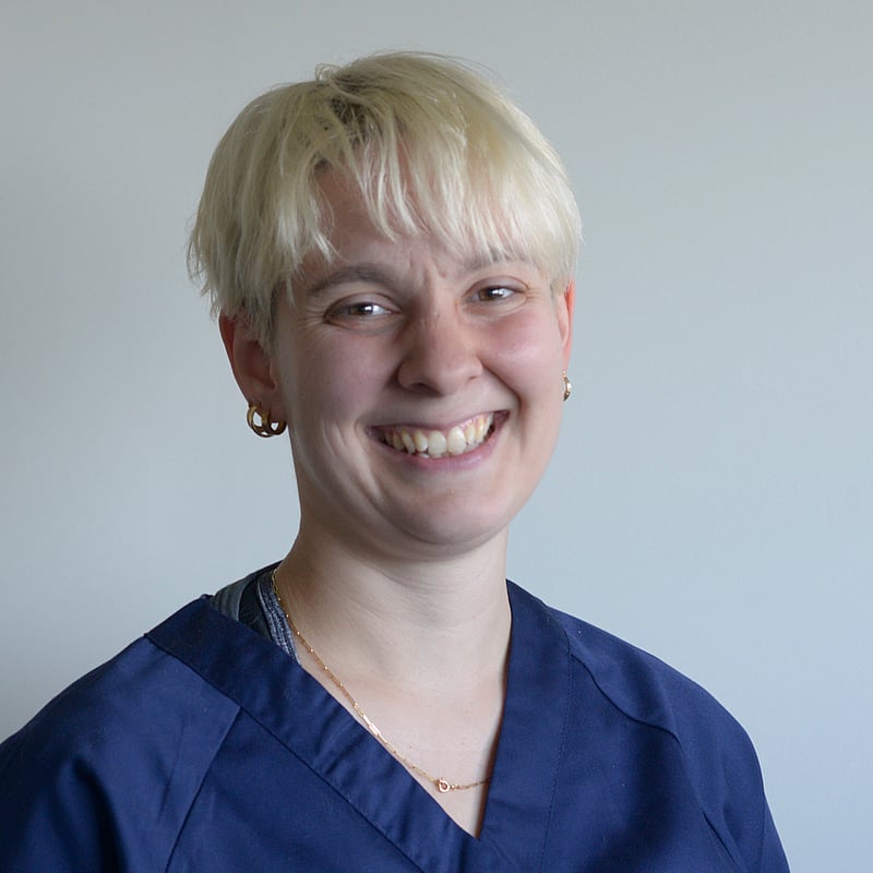 Photo de Dr. Vet. Grillot, Spécialiste Européenne En Ophtalmologie Vétérinaire