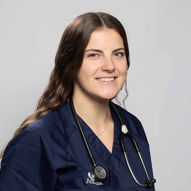 Photo de Dr. Vet. Mossay, Clinicienne En Médecine Générale Et Urgences