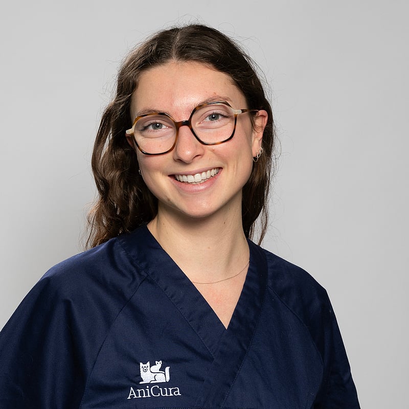 Photo de Dr. Vet. Pâques, Clinicienne En Médecine Générale Et Urgences