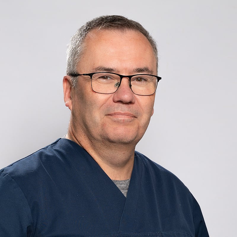 Photo de Dr. Vet. Perennes, Clinicien En Médecine Générale